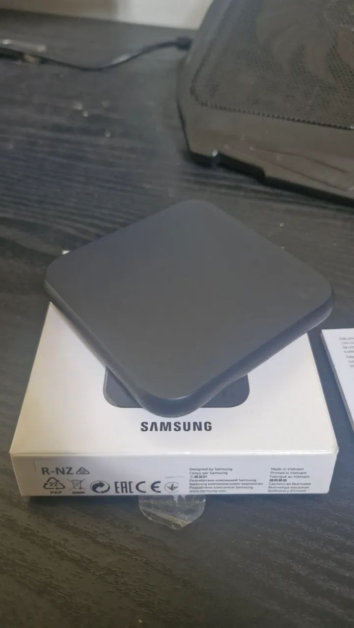 Carregador Wireless Samsung EP-P1300 - Foto 2
