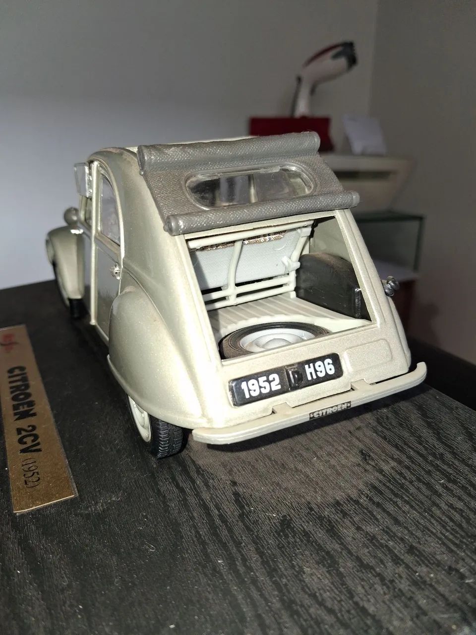 Citroën 2CV 1952 - Maisto 1:18 - Foto 3