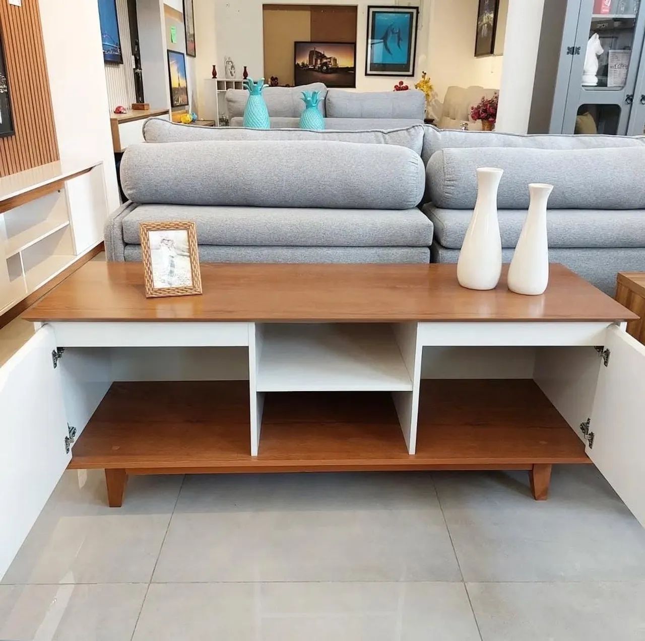 Móvel para TV Estilo Retrô com Design Moderno - Foto 2