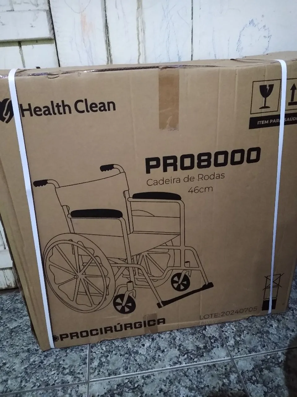 Cadeira de Rodas PRO8000 Health Clean - 46cm