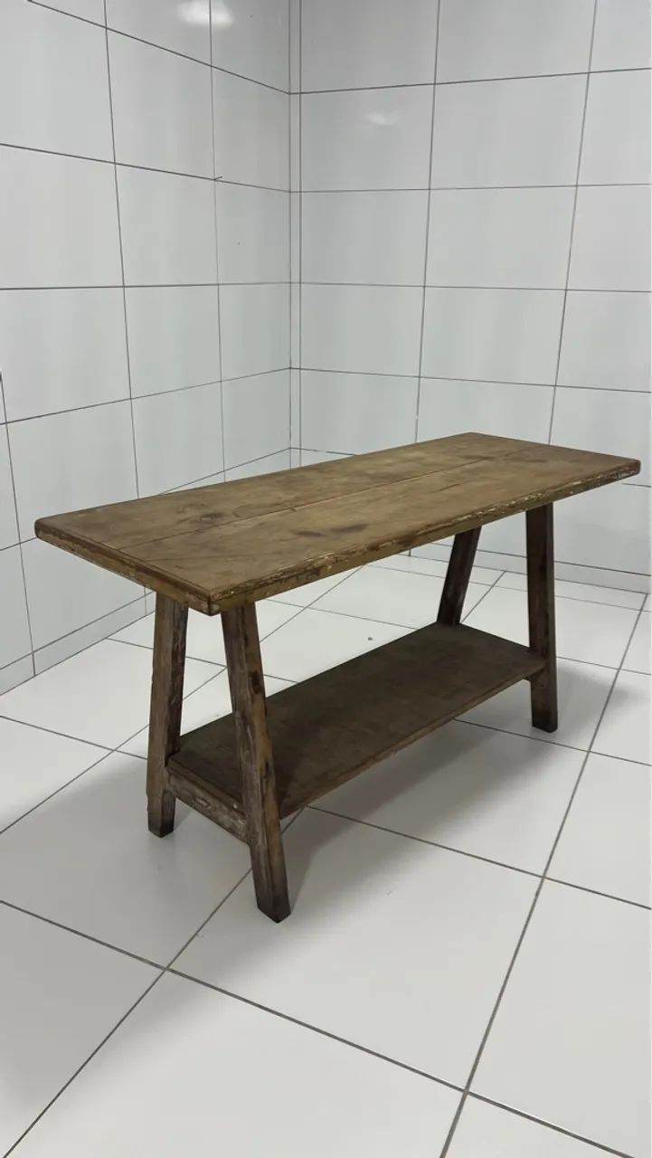 Mesa de Madeira de Demolição - Ideal para Decoração de Ambientes Internos e Externos - Foto 2