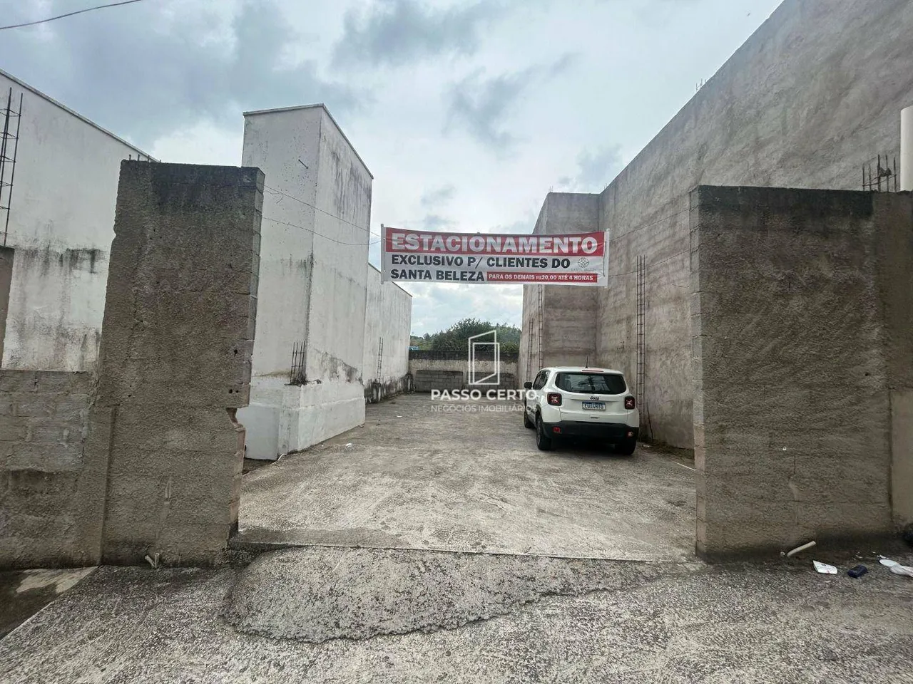 Terreno à venda, 190 m² por R$ 215.000,00 - Aracariguama - Araçariguama/SP