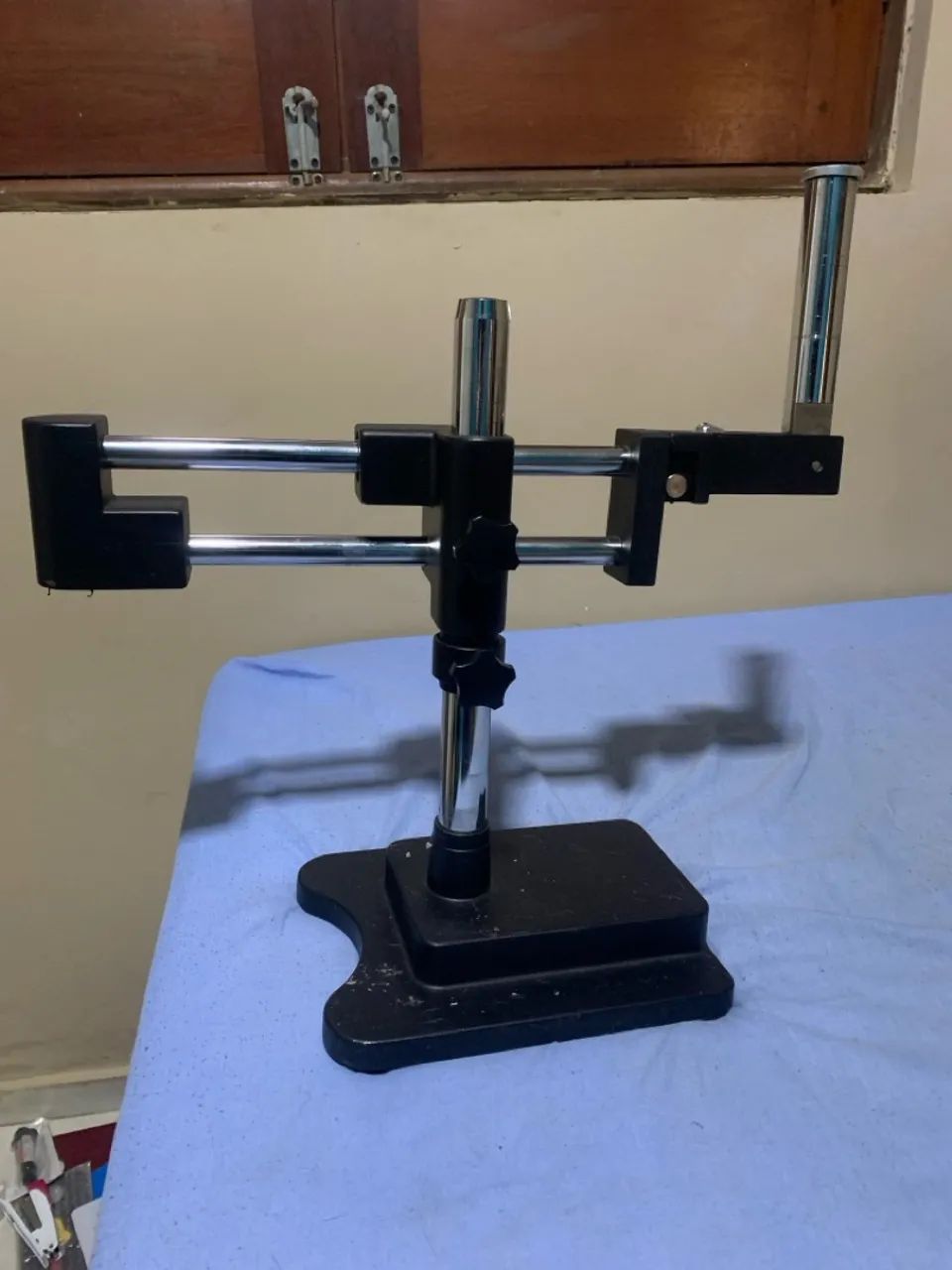 Suporte articulado para microscópio  - Foto 2
