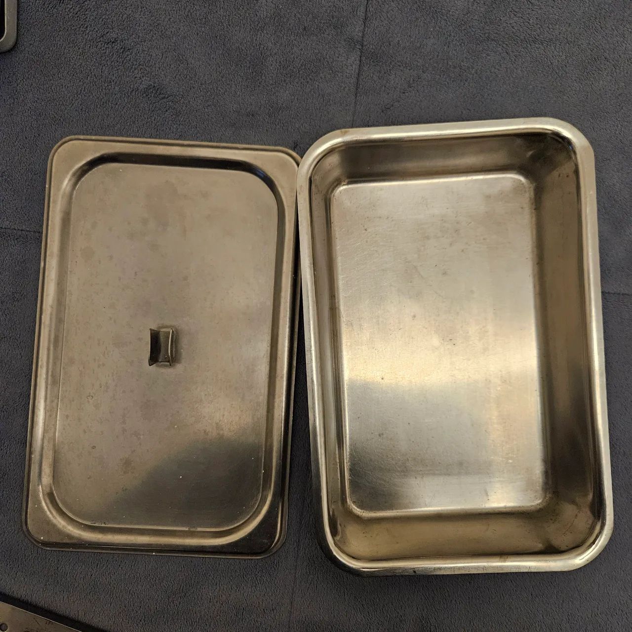 Bandeja de inox para instrumentos cirúrgicos, com tampa, 26x17x5cm - Foto 2