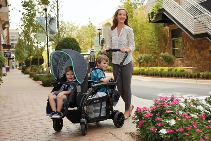 Carrinho de Bebê DUPLO importado c/27 posições + 2 bebês conforto p/ carro - Foto 3