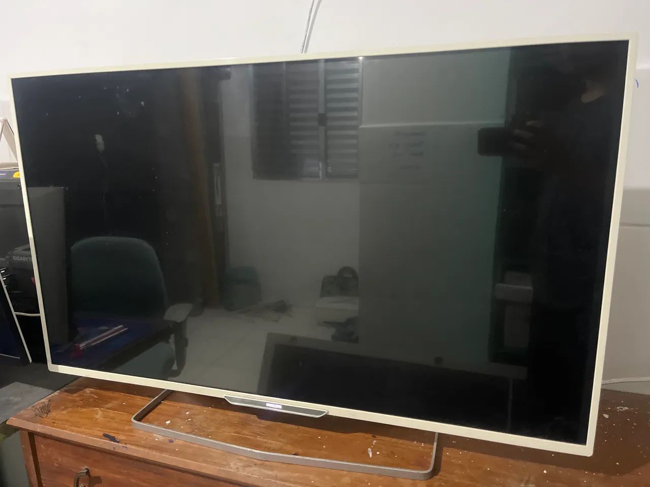 TV 3D Philips COM DEFEITO 42 polegadas