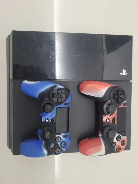 Playstation 4 com 2 controles - Foto 4