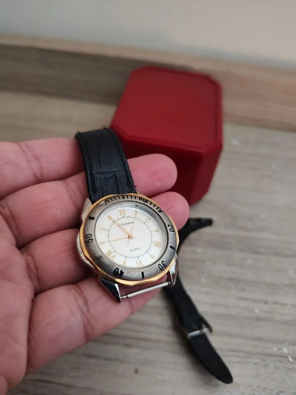 Relogio mondaine original usado com defeito - Foto 3