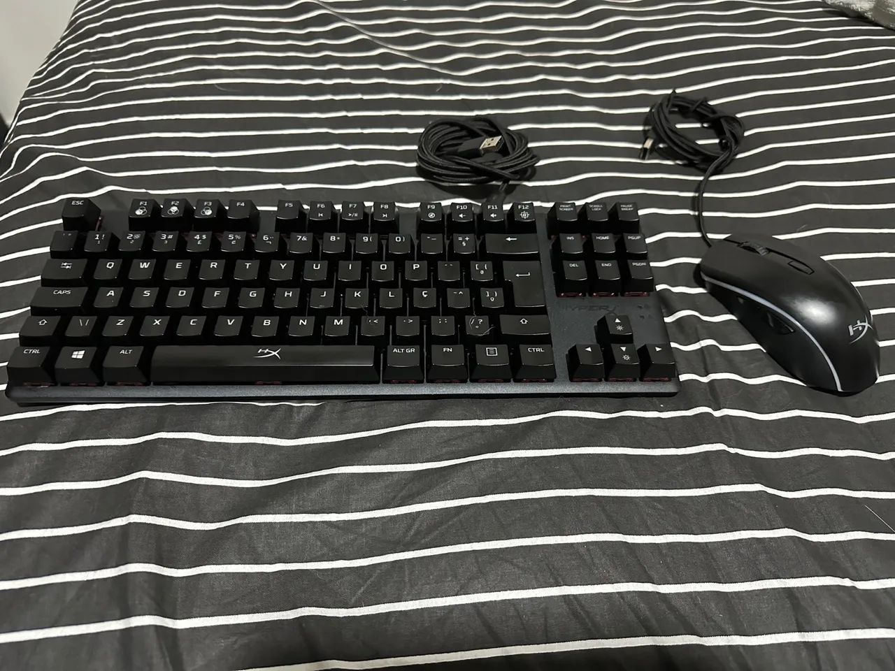Teclado Mecânico e Mouse Gamer HyperX