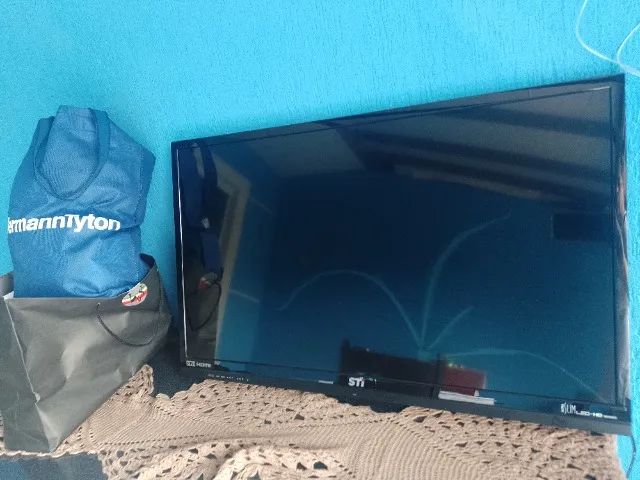 TV Semp Toshiba 32 - Tela danificada. Ideal para retirada de peças conforme necessidade. - Foto 4