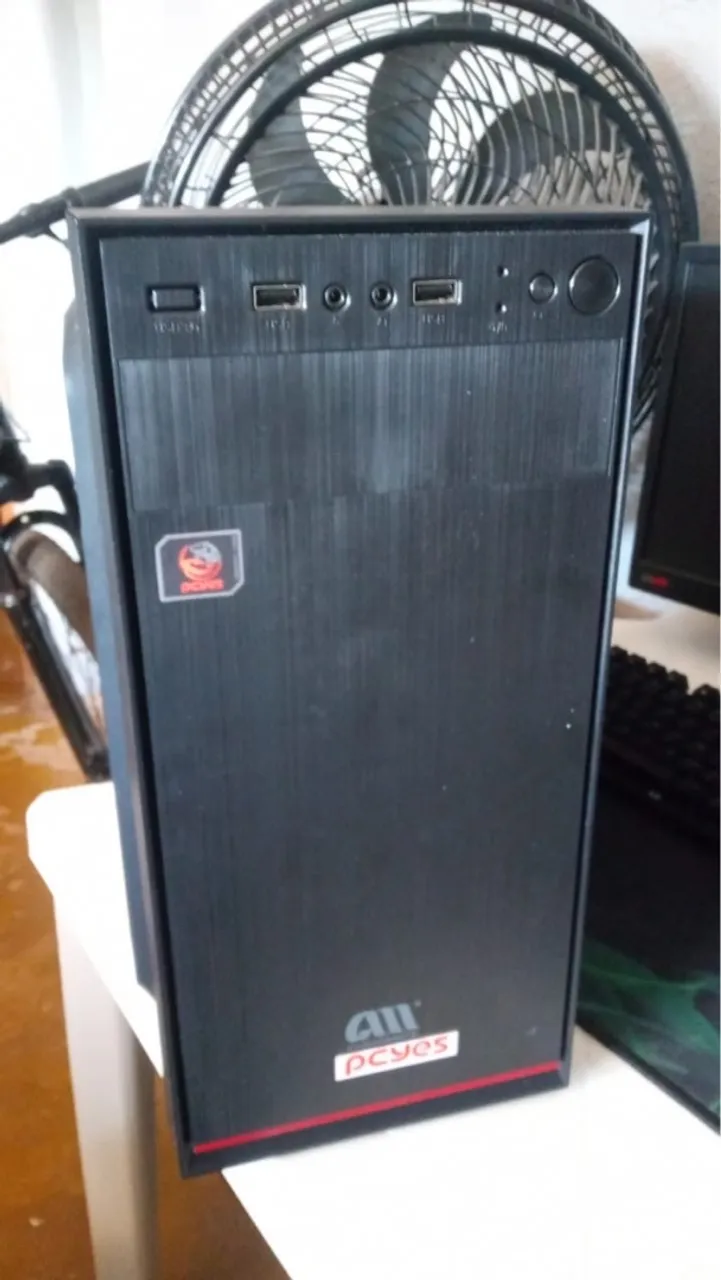 PC GAMER RYZEN SEMI NOVO