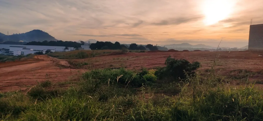 Lote em Arlindo Vilaschi - Loteamento Villoni Viana/ES
