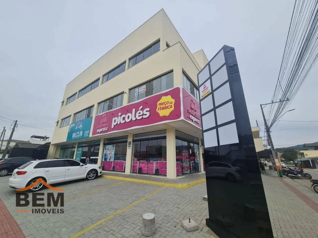 Sala para alugar, 88 m² por R$ 5.400,02/mês - Monte Alegre - Camboriú/SC