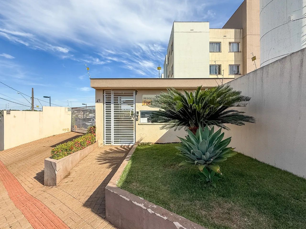 Apartamento com 3 quartos no residencial Portal do Sol - Londrina-PR. - Foto 3