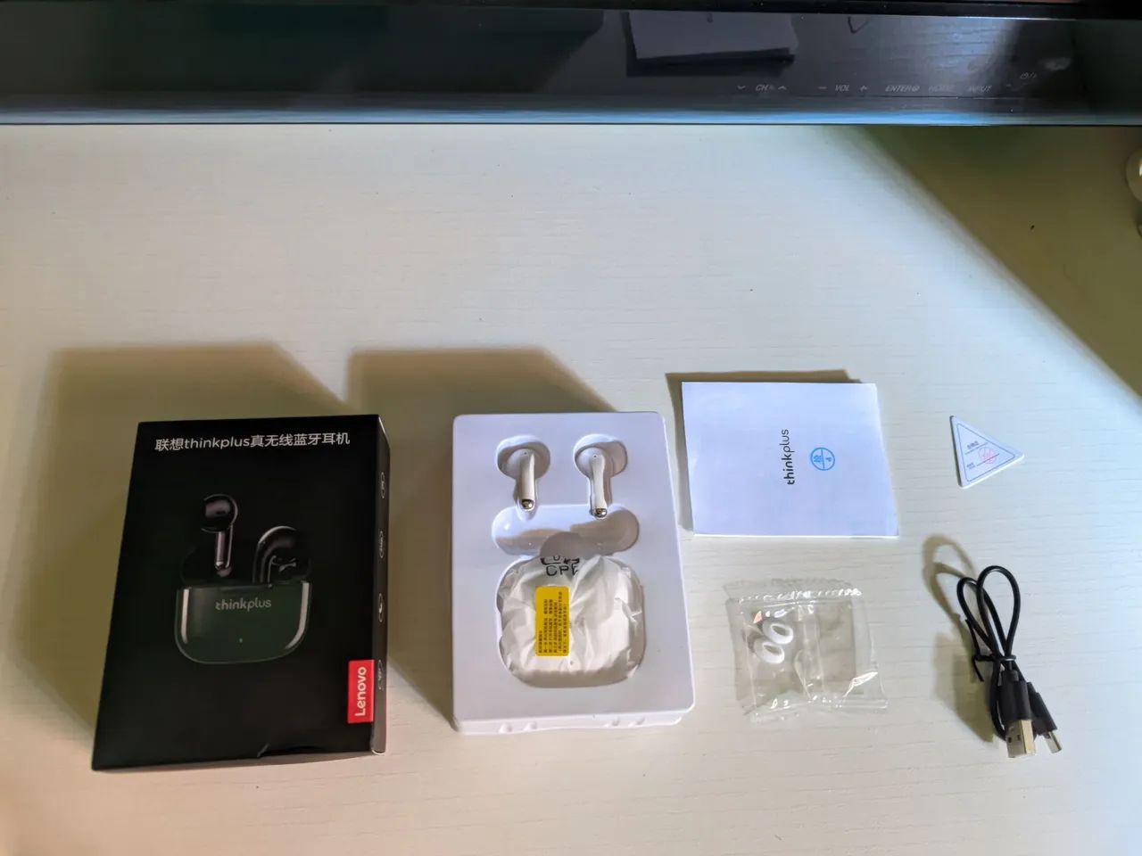 Fone de ouvido Lenovo LP40 Pro Branco - Foto 6