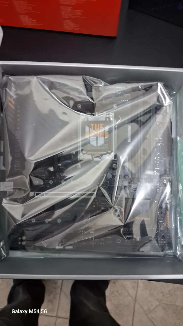 Placa-mãe ASUS TUF GAMING