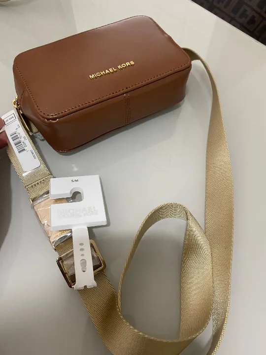 Bolsas femininas originais Michael Kors e Calvin Klein