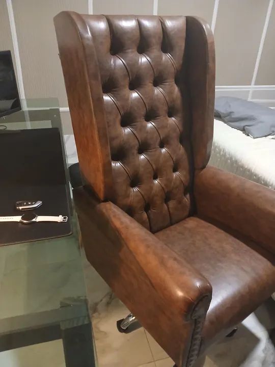 Cadeira de Escritório  Luxo  Couro - Foto 2