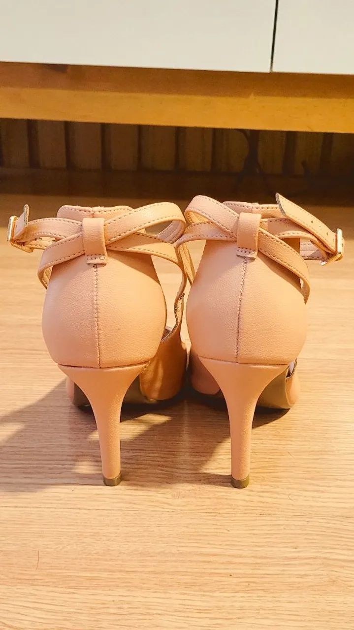 Scarpin Constance Bege Tam 34 - Foto 3
