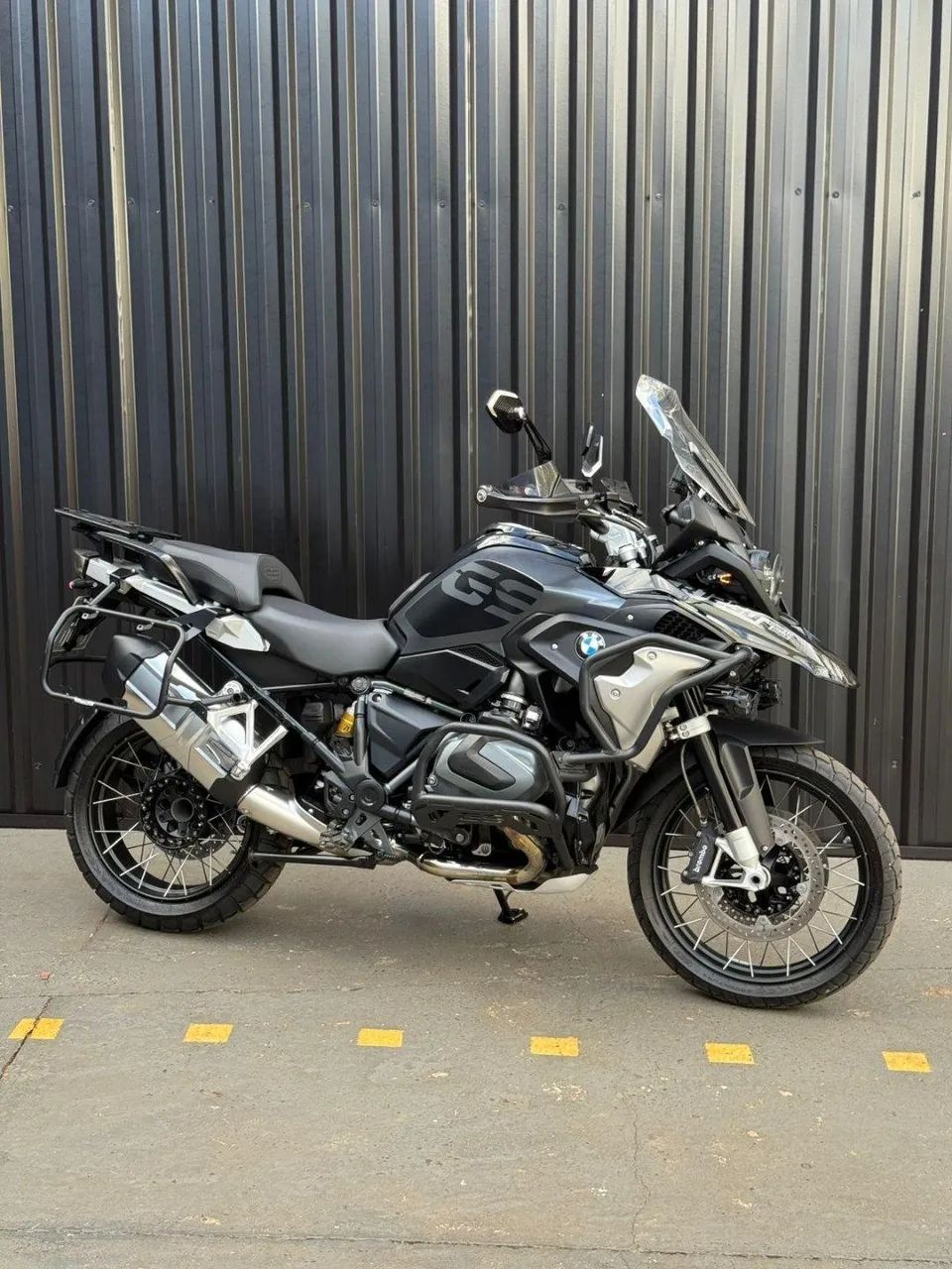 R 1250 GS PREMIUM TRIPLE BLACK PRETA 2023/2024