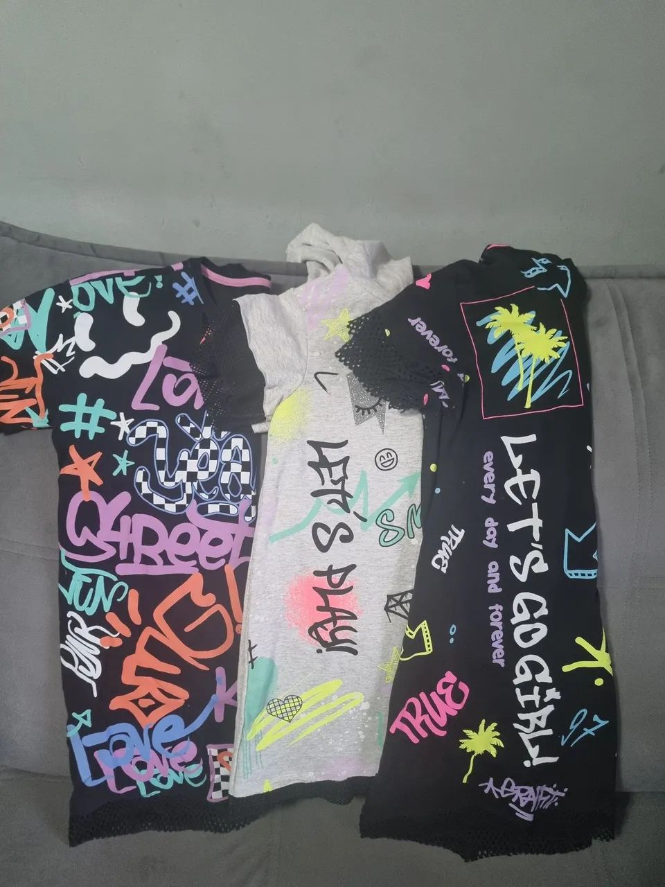 3 Blusas Estampadas - Tamanho M