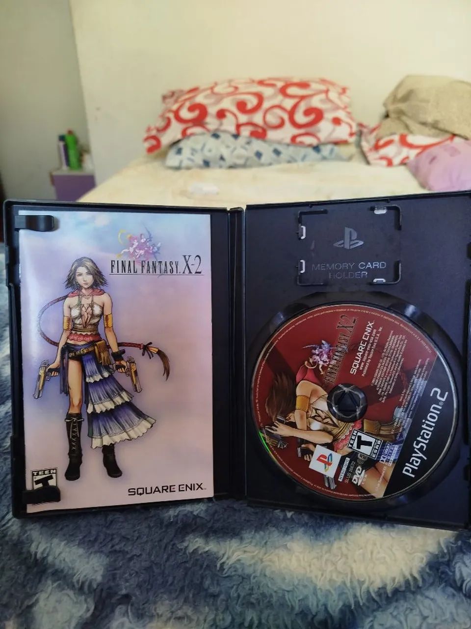 Final Fantasy X-2 - PlayStation 2 (Black Label) - Jogos de Vídeo