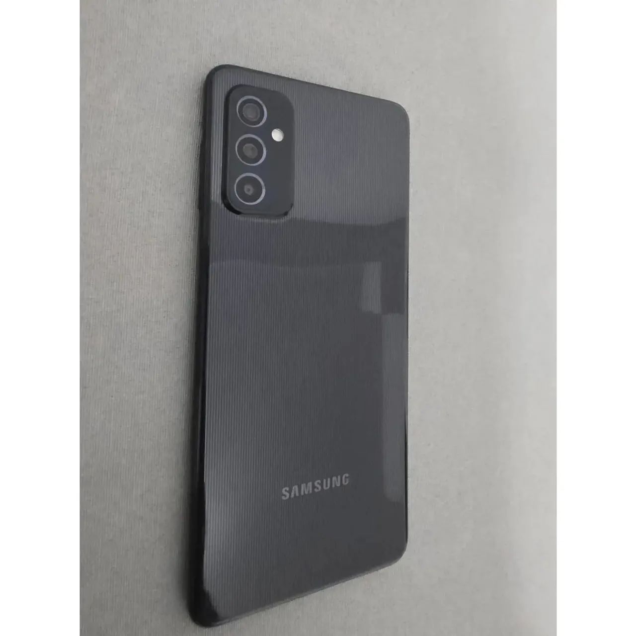 Samsung m52 