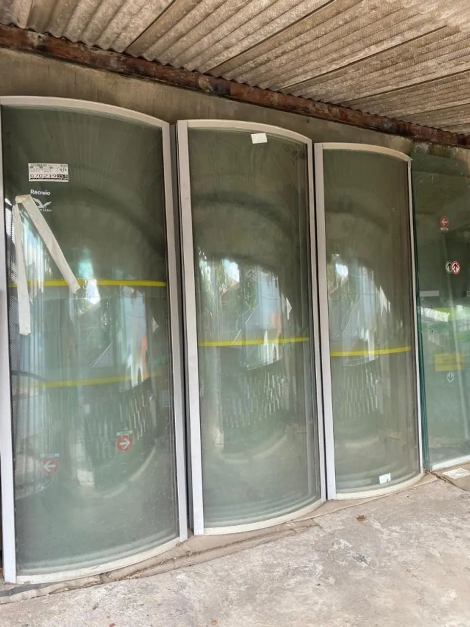 porta de vidro a partir de 40,00 cada - Foto 2