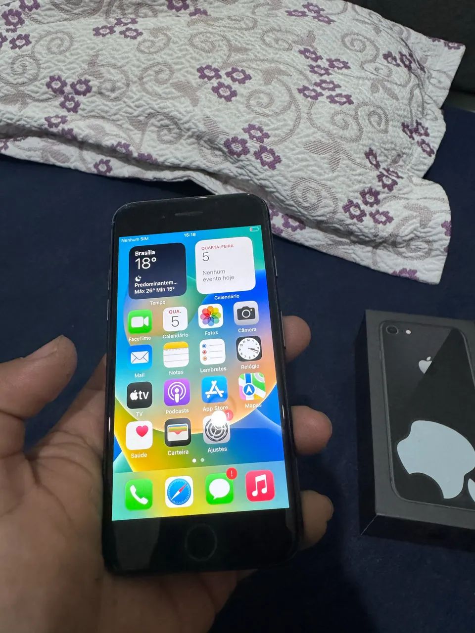 iPhone 8
