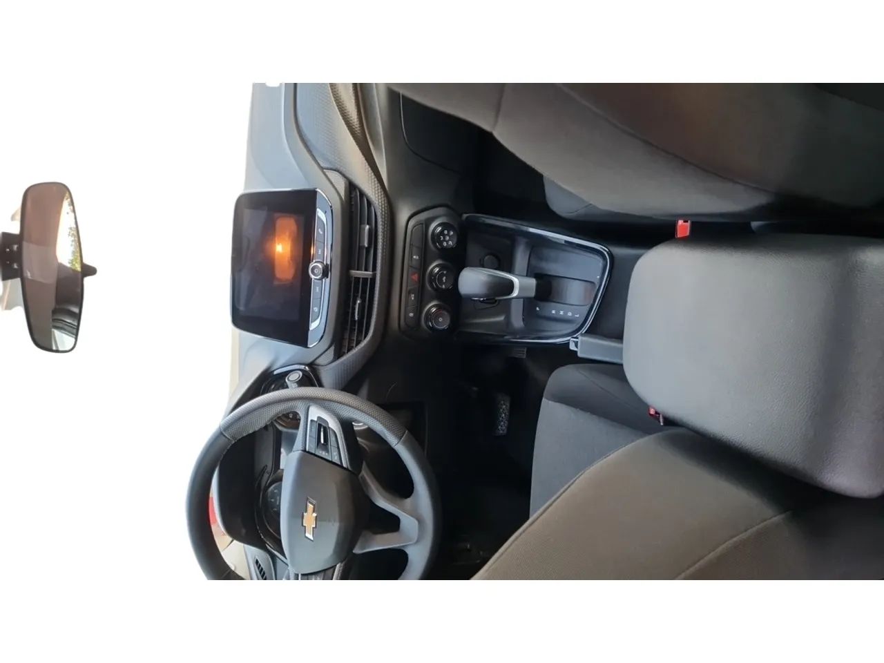 Chevrolet Onix Hatch 1.0 12V TB Flex Aut. 4P, foto 9 de 17