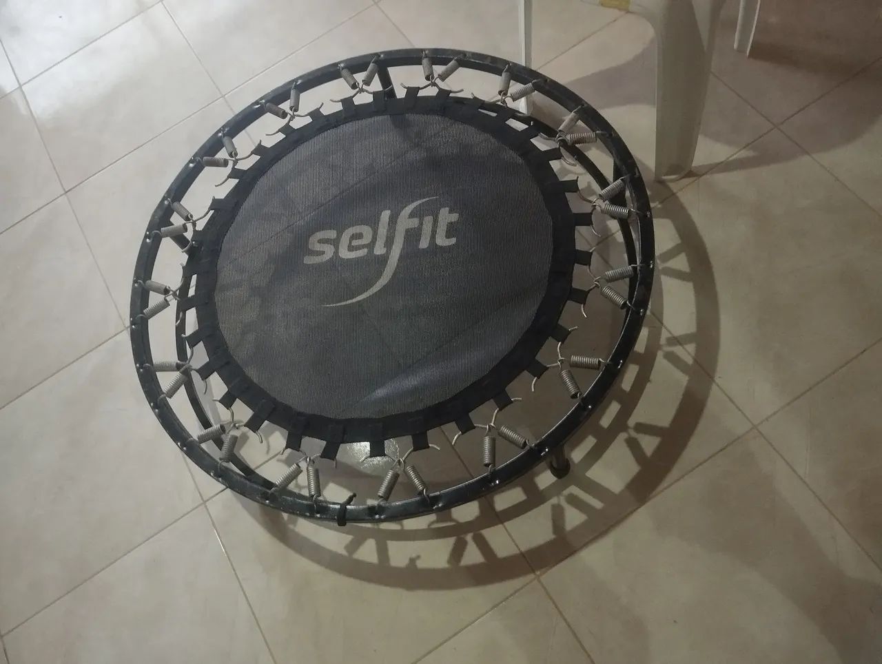 Trampolim elástico pra exercícios  - Foto 5