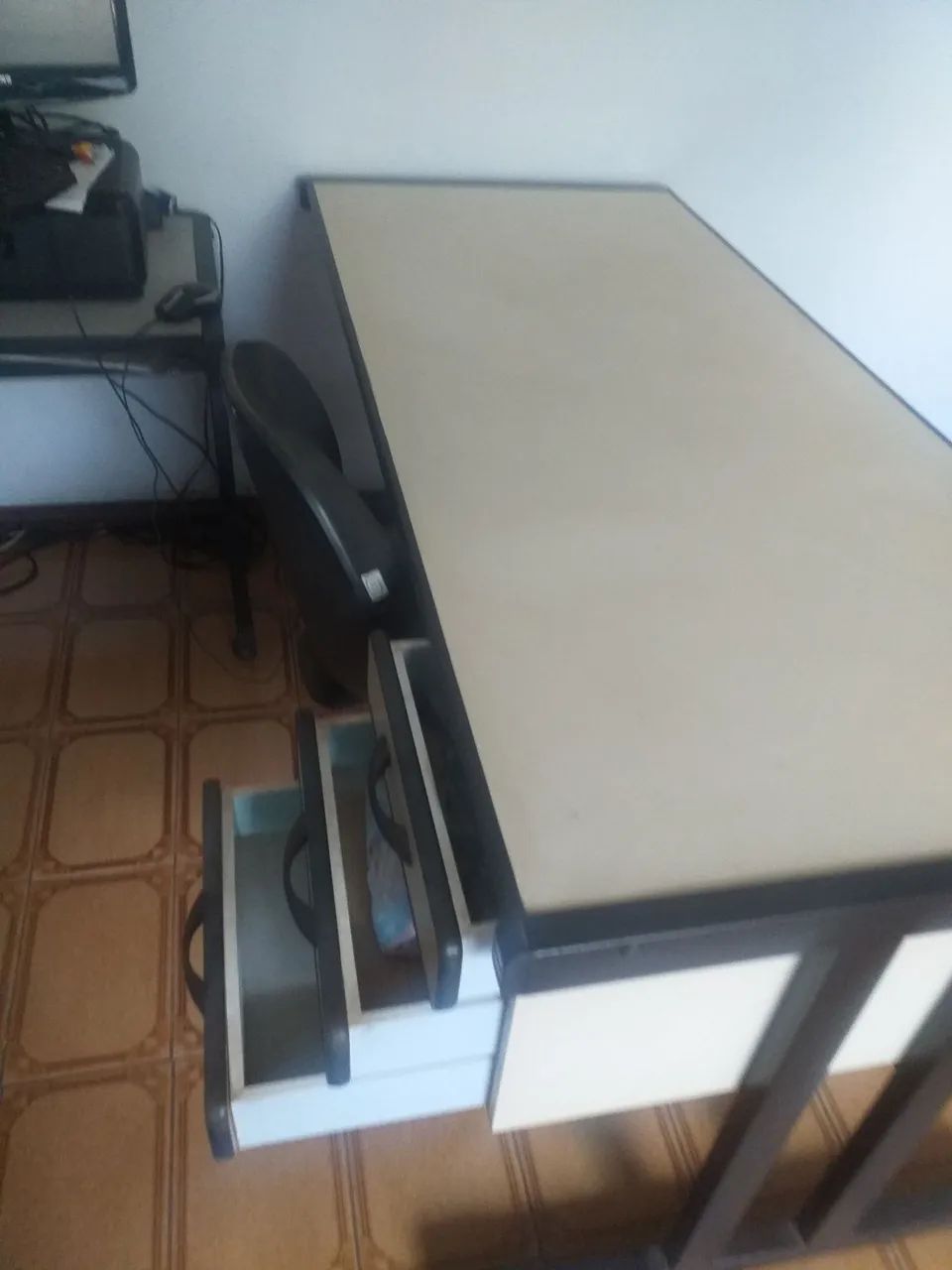 Mesa para escritório 1.60 - Foto 5