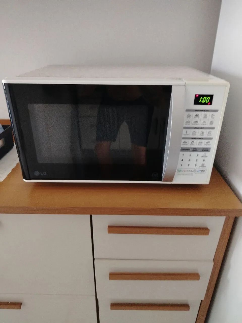 Vendo microondas LG 30 litros. 