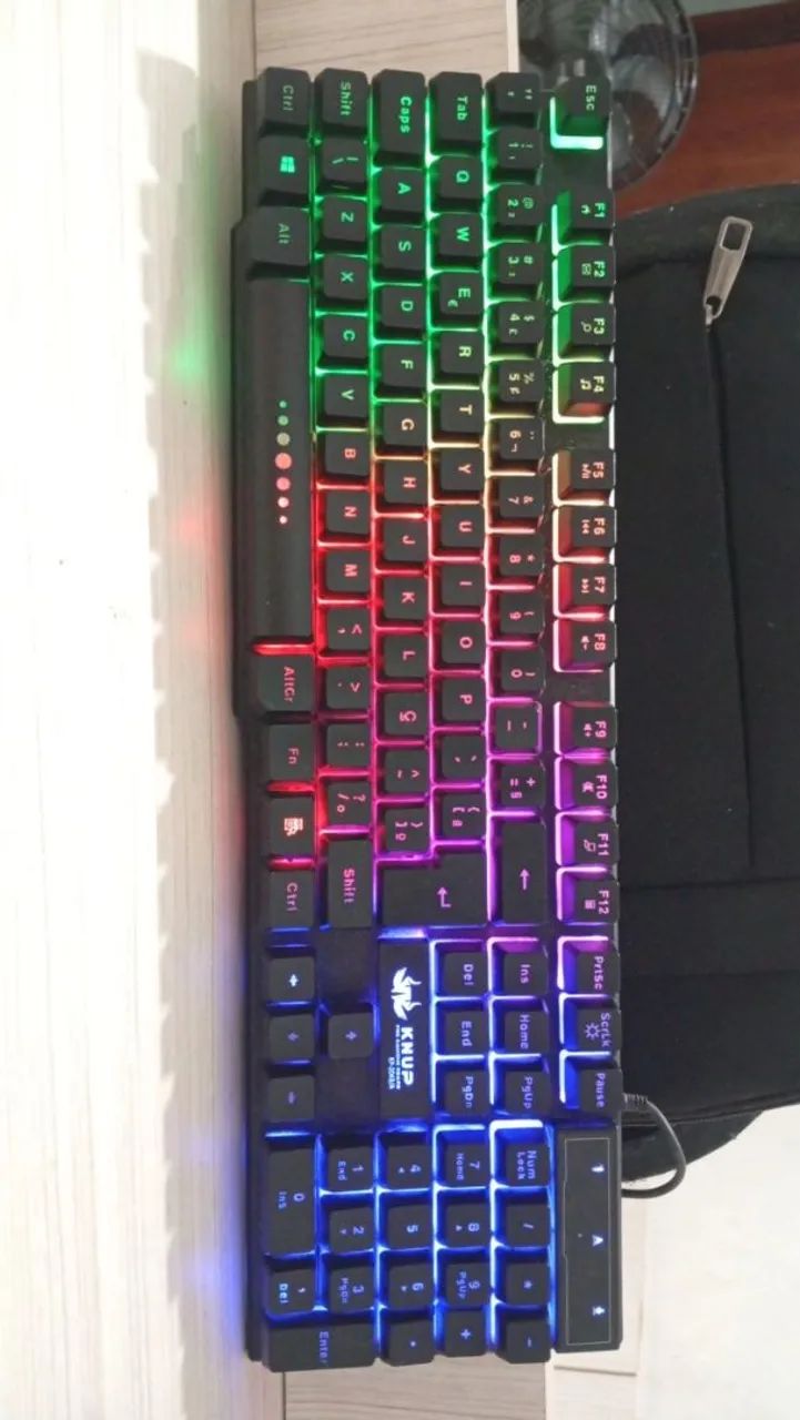 Kit Teclado TKL RGb + Mouse RGb + Mouse pad preto  - Foto 3