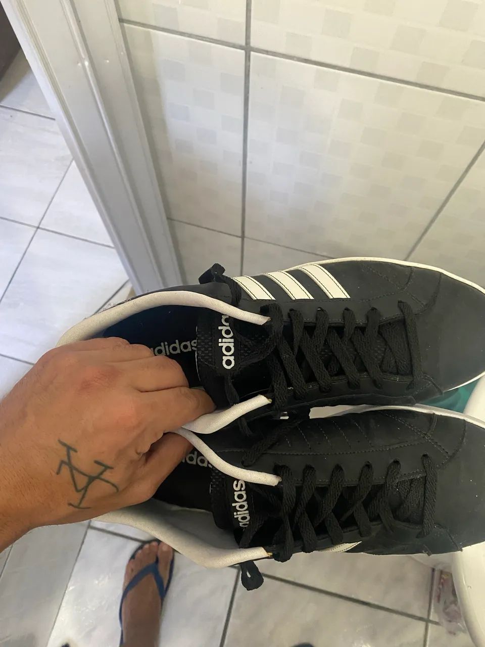Tênis Adidas vs Advantage