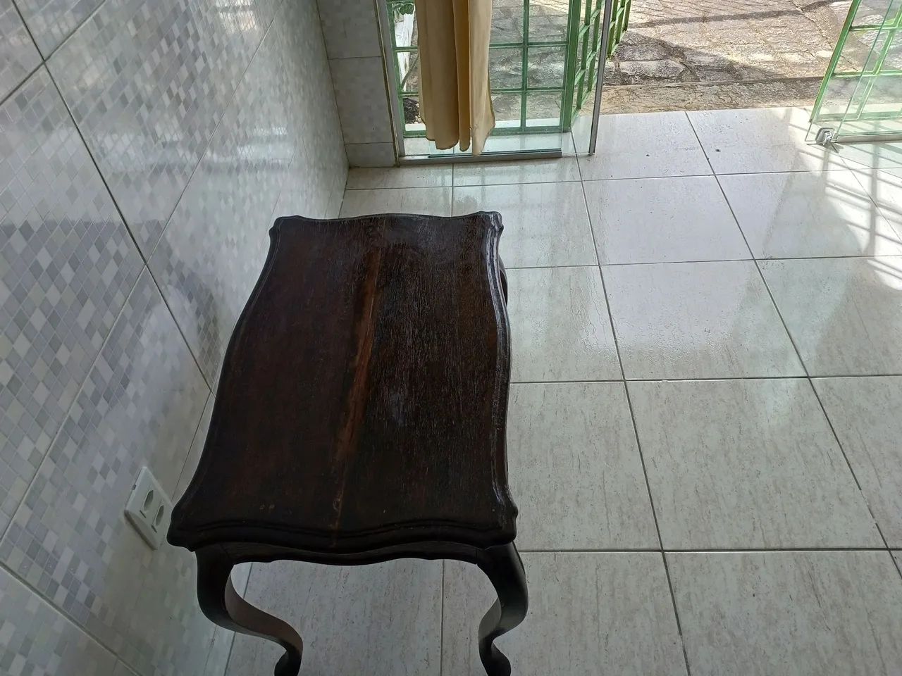 Mesa de canto estilo Luiz XV  - Foto 2