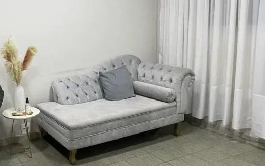 Sofá Chaise Novo 