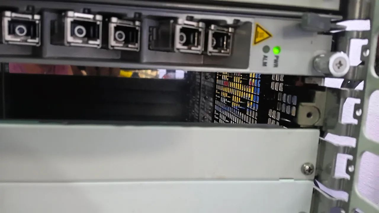 Conserto e manutenção em OLT's - Foto 4