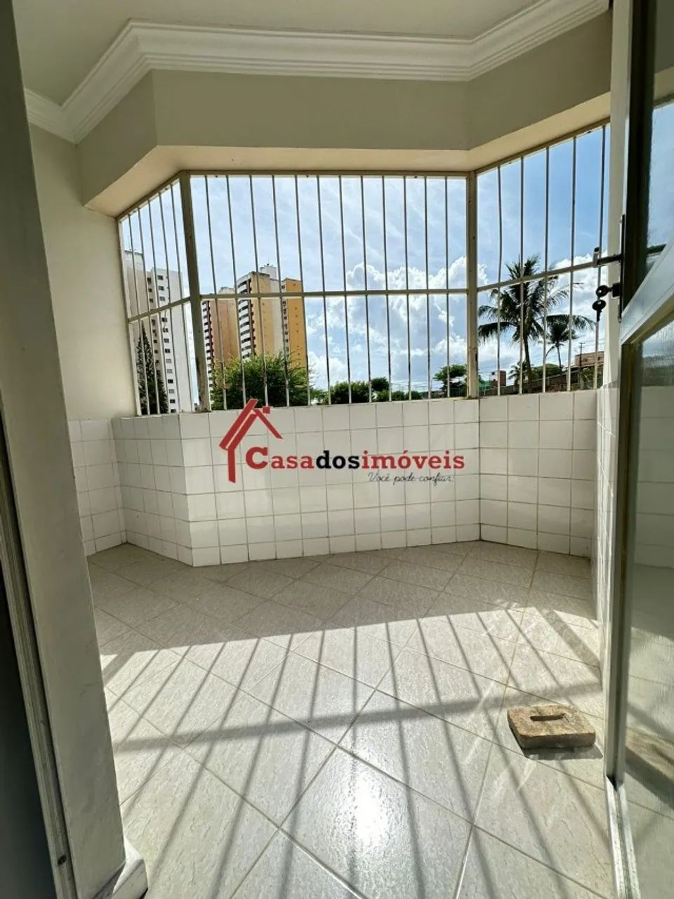 Apartamento 2/4, dependência, nascente - Foto 2