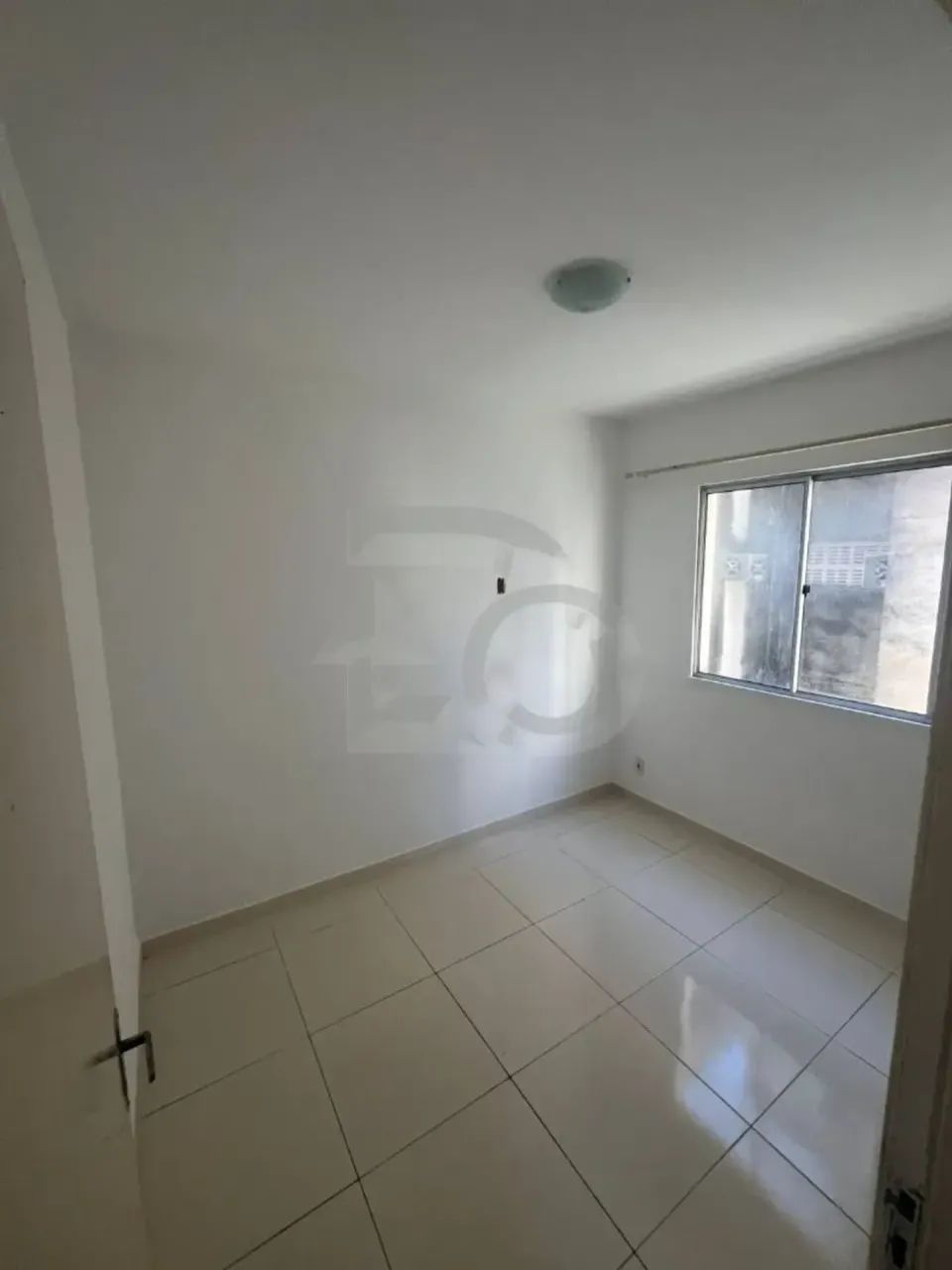 Condomínio Vila Real com Varanda, Garagem e Gás Incluso
