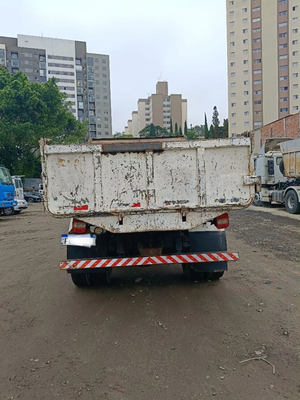 VW 13190 toco caçamba basculante  - Foto 8