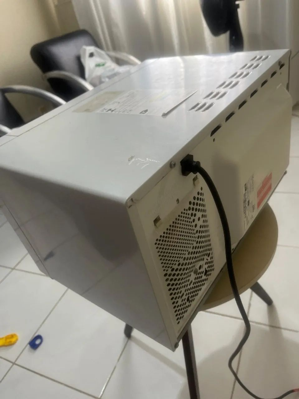 Microondas Electrolux 23 Litros - Foto 4