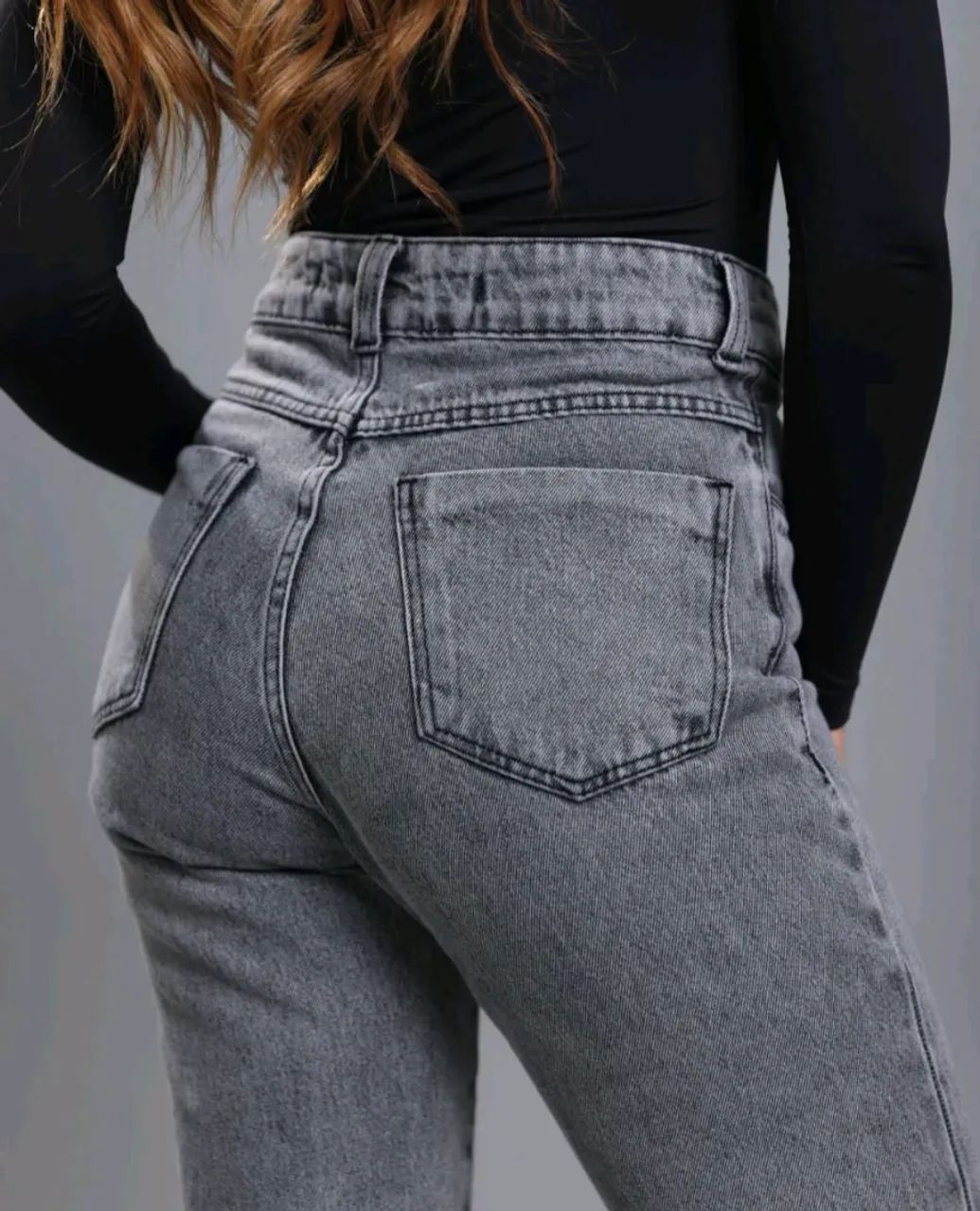 Calça jeans feminina Rhode cinza tamanho 40 - Foto 4
