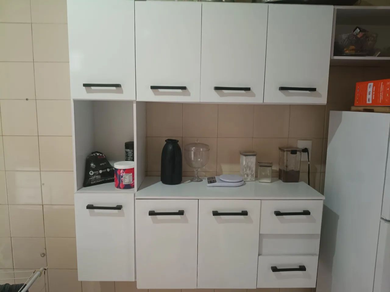 Armário de cozinha pequeno 