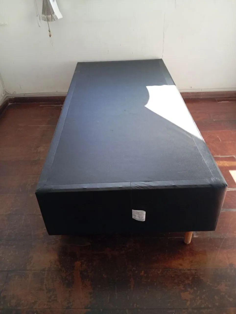 Vendo cama box solteiro com outra  - Foto 4