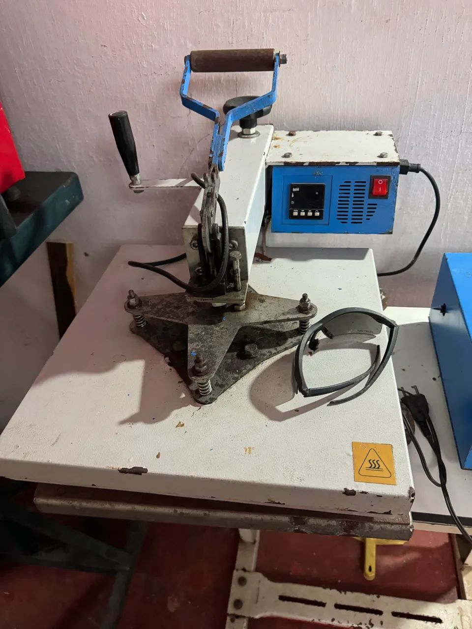 Máquina de estampar 