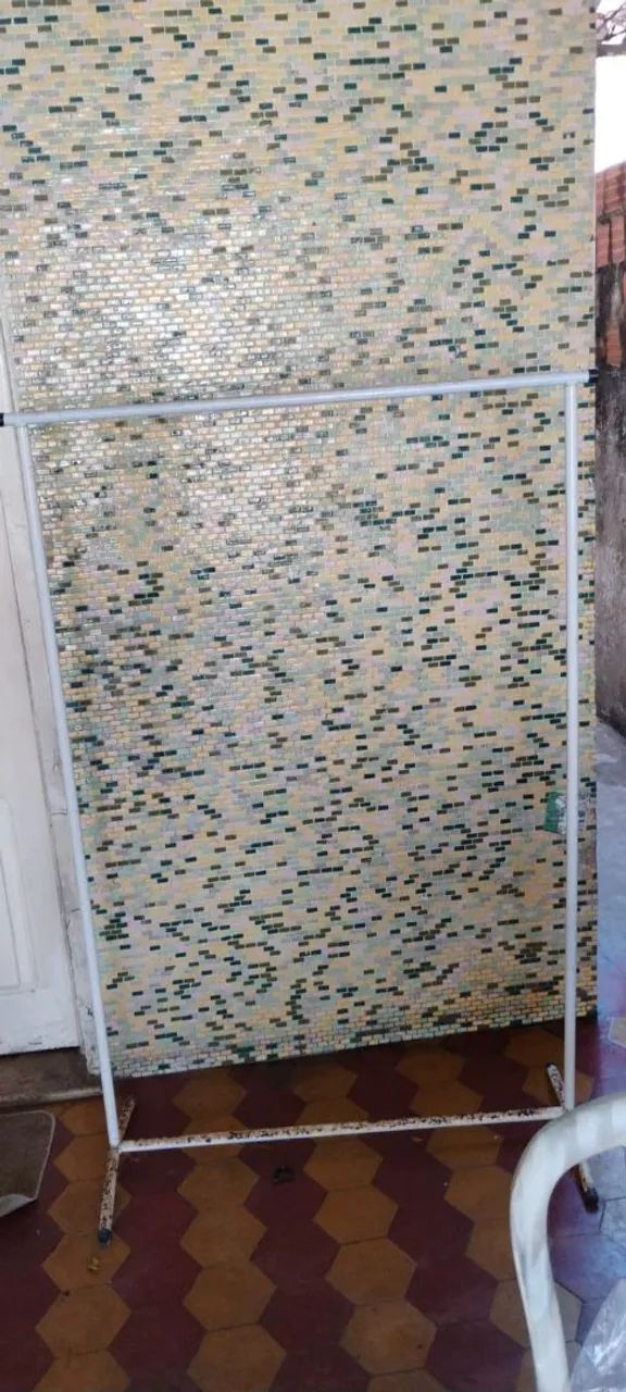 ARARA DE ROUPA  - Foto 2