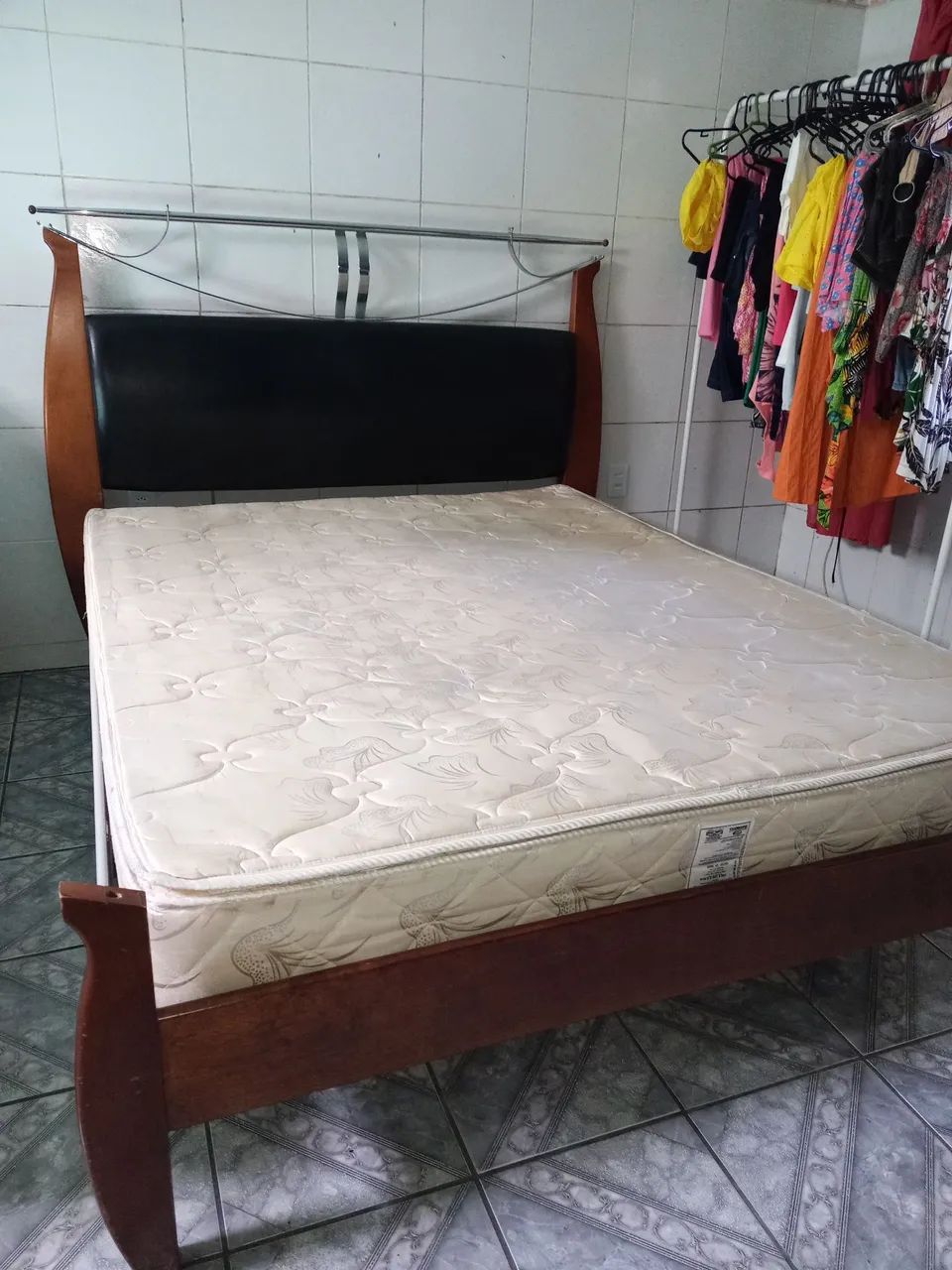 Cama grande Queen