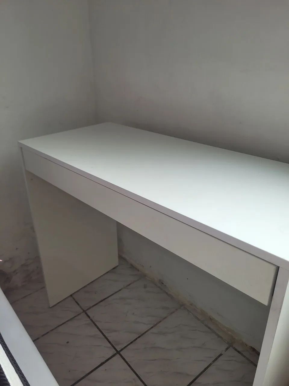 Mesa com gaveta - Foto 4