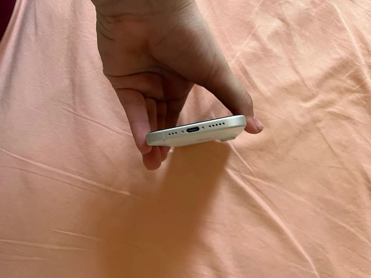 Vendo IPHONE 16 branco  - Foto 4